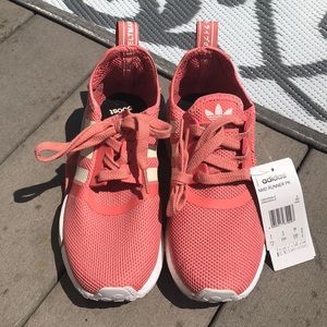 Brand new never been worn adidas sneakers!!